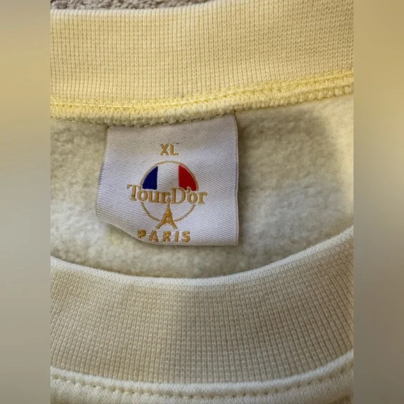 Paris Ile De France from Paris Tour D’or Butter Yellow Sweatshirt - Picture 4 of 7